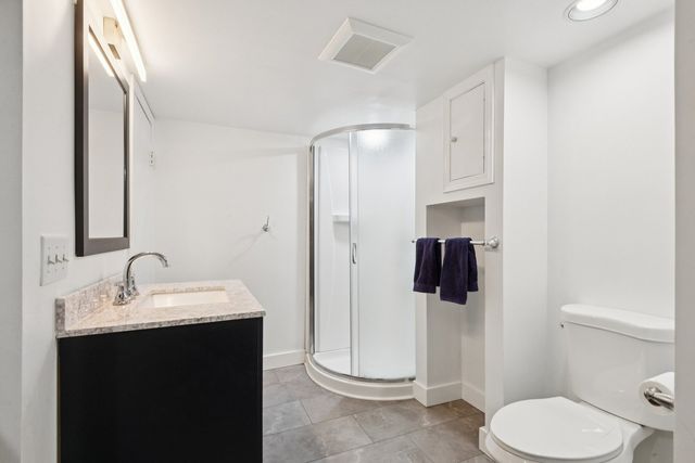 3315 N Racine Avenue D, Chicago, IL 60657