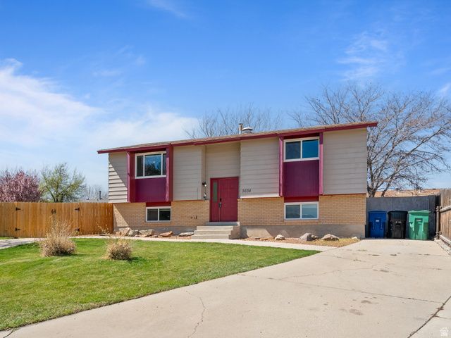 3634 S CANDIS DR, Magna, UT 84044