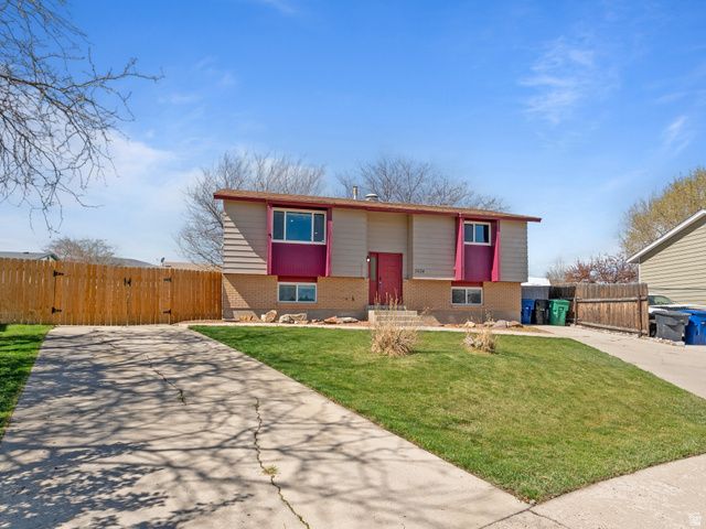 3634 S CANDIS DR, Magna, UT 84044