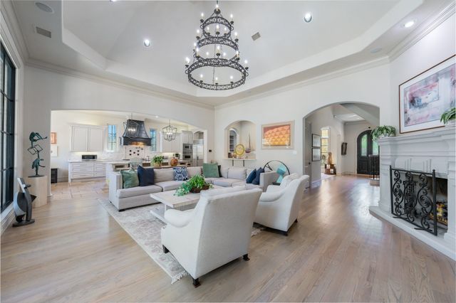 6541 Stichter Avenue, Dallas, TX 75230