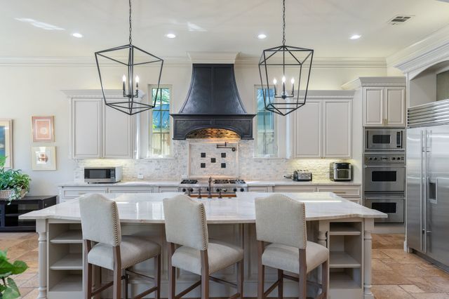 6541 Stichter Avenue, Dallas, TX 75230
