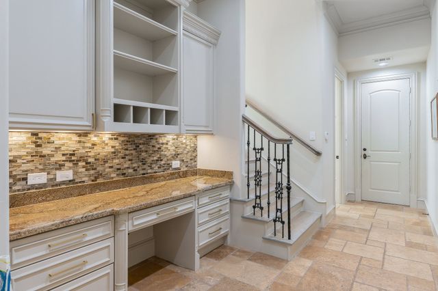 6541 Stichter Avenue, Dallas, TX 75230