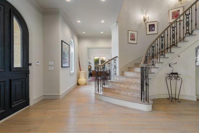 6541 Stichter Avenue, Dallas, TX 75230