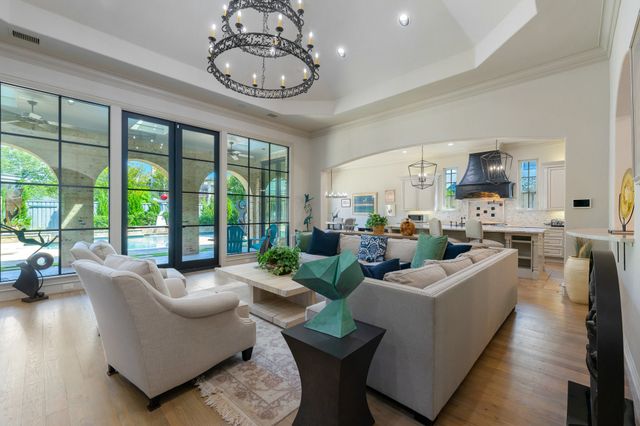 6541 Stichter Avenue, Dallas, TX 75230