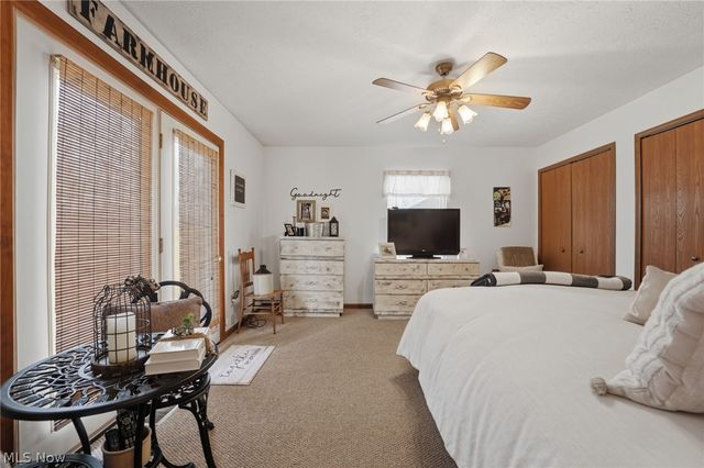 5206 University Drive, Geneva, OH 44041