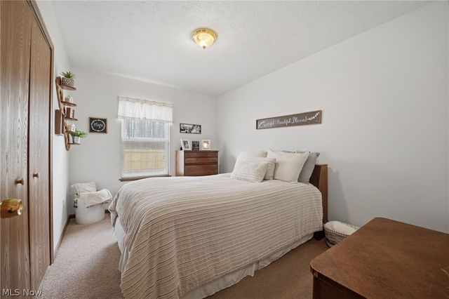 5206 University Drive, Geneva, OH 44041