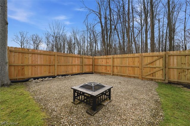 5206 University Drive, Geneva, OH 44041