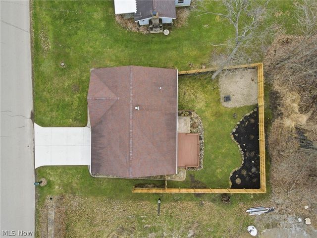 5206 University Drive, Geneva, OH 44041