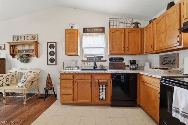 5206 University Drive, Geneva, OH 44041