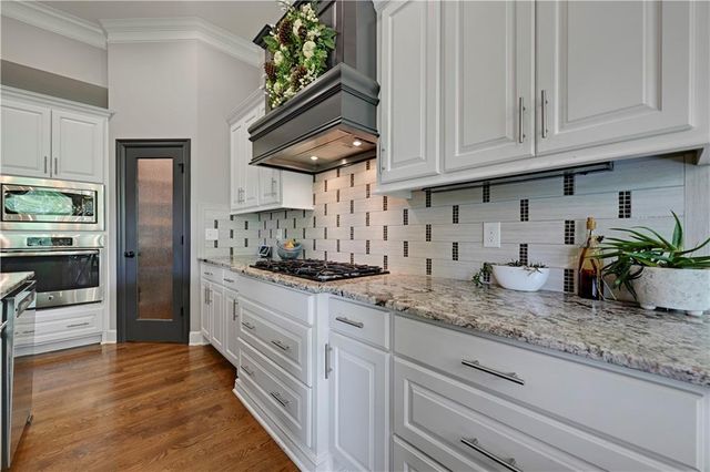 5707 Constance Street, Shawnee, KS 66216