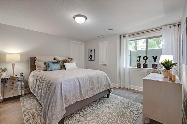 5707 Constance Street, Shawnee, KS 66216