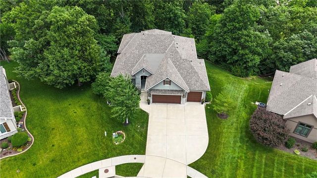 5707 Constance Street, Shawnee, KS 66216