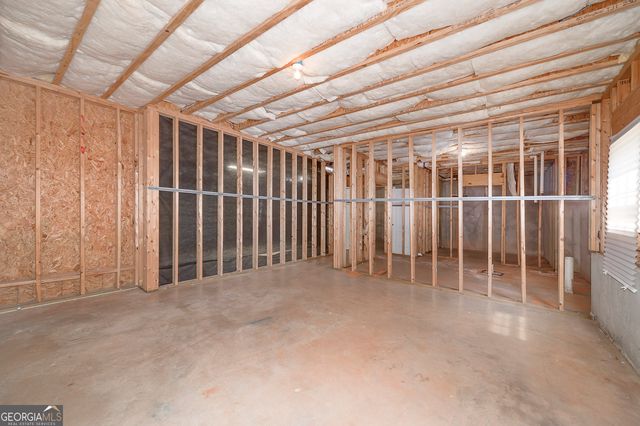 1307 Kinsale Court, Locust Grove, GA 30248