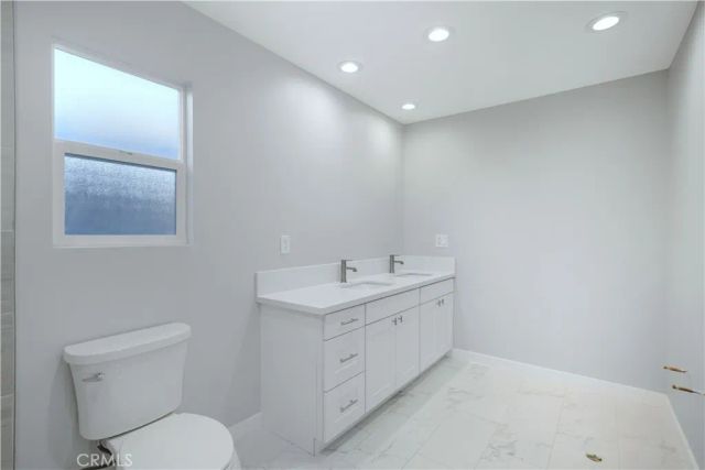 16250 Summershade, La Mirada, CA 90638