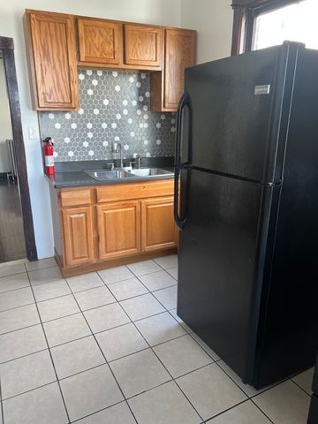 8139 S Peoria Street 2, Chicago, IL 60620