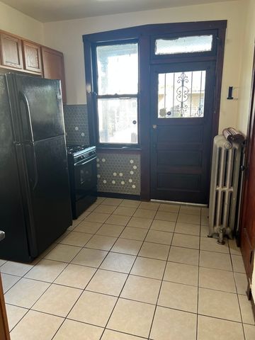 8139 S Peoria Street 2, Chicago, IL 60620