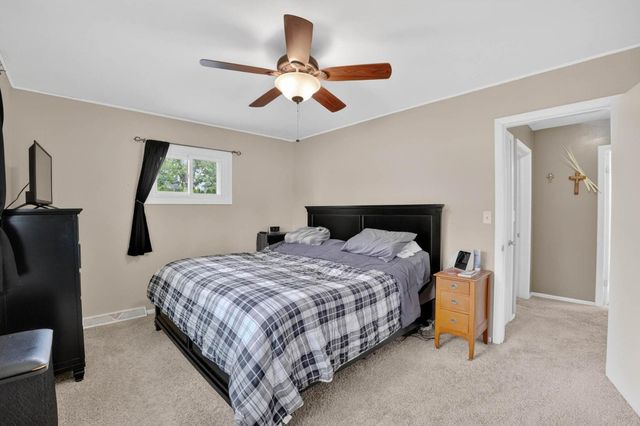 3124 Pridemore Drive, Cedar Falls, IA 50613