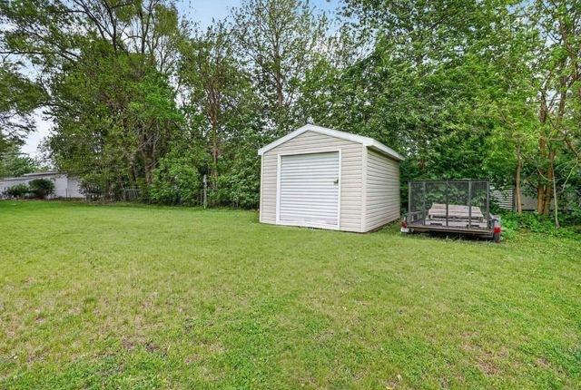 3124 Pridemore Drive, Cedar Falls, IA 50613