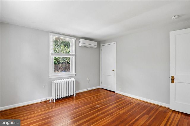 4102 SHEPHERD ST, Brentwood, MD 20722