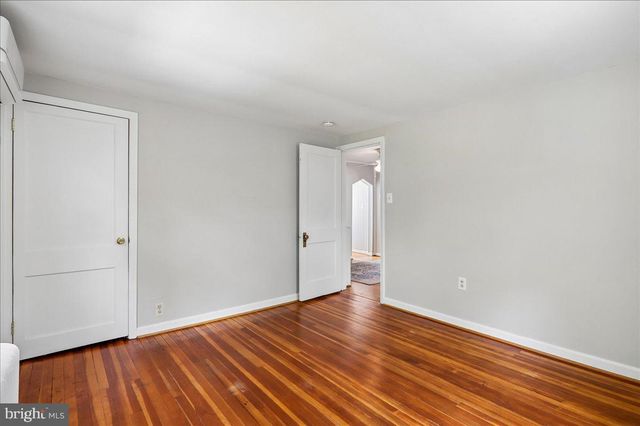 4102 SHEPHERD ST, Brentwood, MD 20722