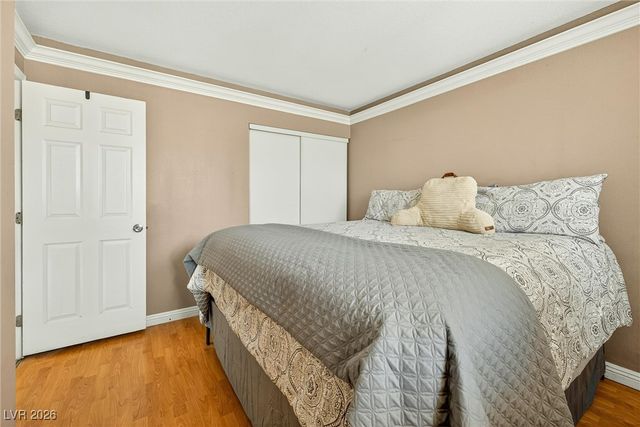 3828 Vista Largo Drive, Las Vegas, NV 89121