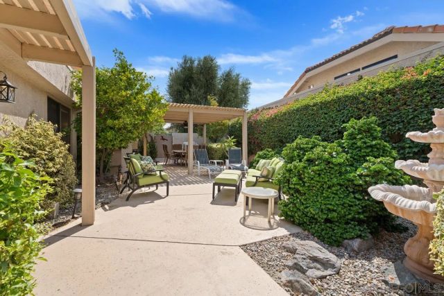 6 La Jolla Dr, Palm Desert, CA 92260