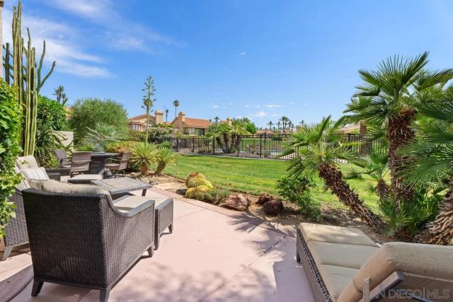 6 La Jolla Dr, Palm Desert, CA 92260