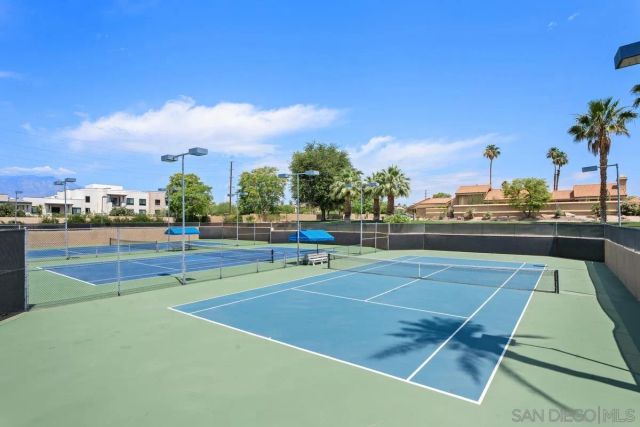 6 La Jolla Dr, Palm Desert, CA 92260