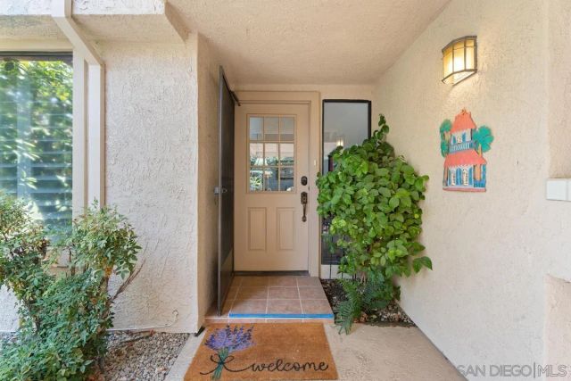 6 La Jolla Dr, Palm Desert, CA 92260