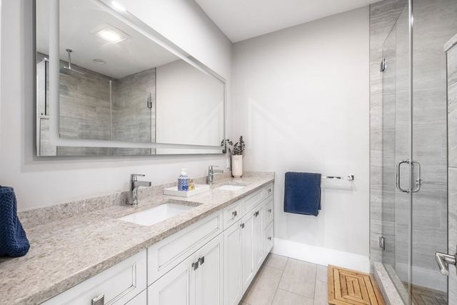 7 Whitman St A, Somerville, MA 02144