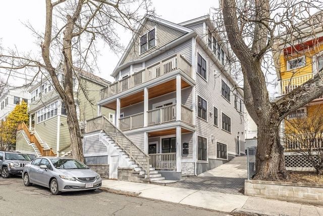 7 Whitman St A, Somerville, MA 02144