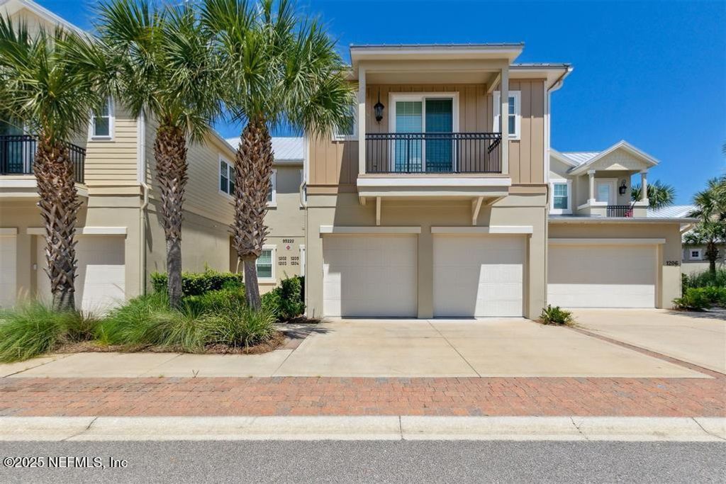 95220 SUMMERWOODS Circle, 1204, Fernandina Beach, FL 32034