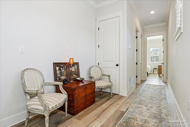 1301 E Lakeview Ave, Pensacola, FL 32503