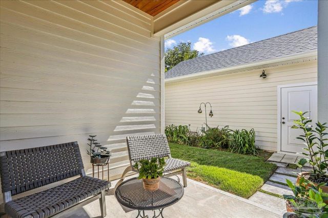 1301 E Lakeview Ave, Pensacola, FL 32503