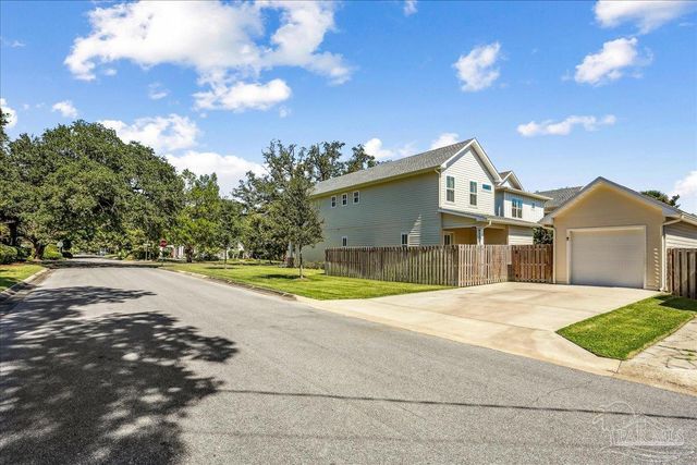 1301 E Lakeview Ave, Pensacola, FL 32503