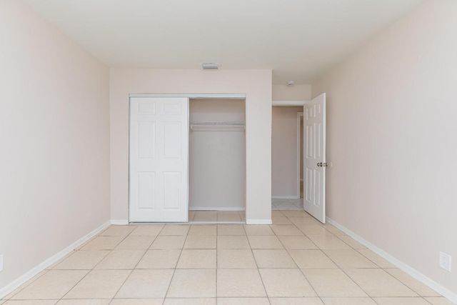 7750 SW 10th Court B, North Lauderdale, FL 33068