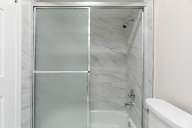 7750 SW 10th Court B, North Lauderdale, FL 33068