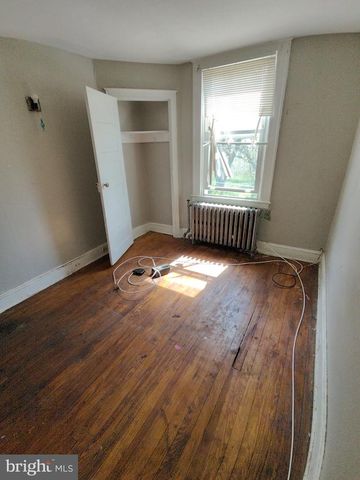3215 RAVENWOOD AVE, Baltimore, MD 21213