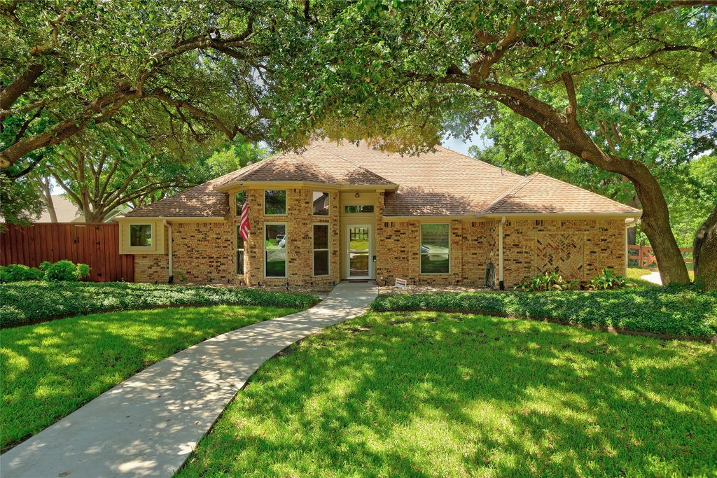 920 Raywood Circle, Plano, TX 75075