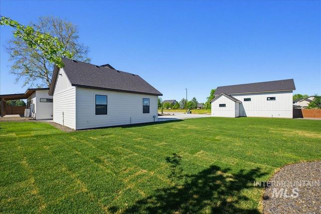 50 W Producer Dr, Meridian, ID 83646