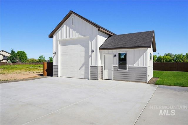 50 W Producer Dr, Meridian, ID 83646