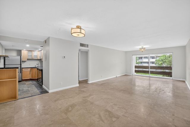 1700 SE 15th Street 308, Fort Lauderdale, FL 33316