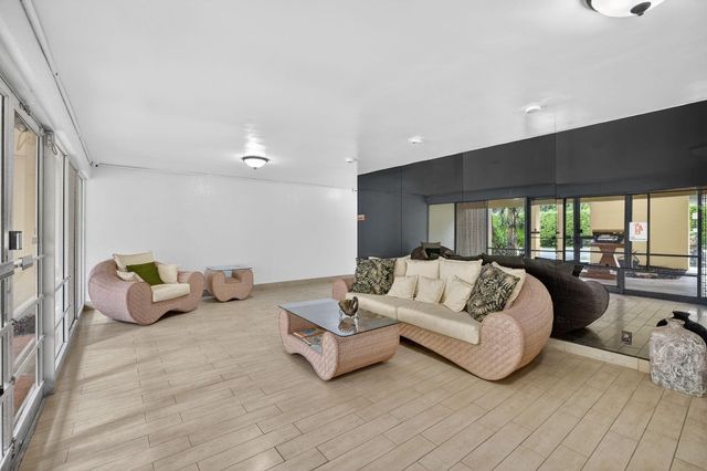 1700 SE 15th Street 308, Fort Lauderdale, FL 33316