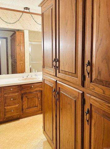 2011 Shady Lane, Malvern, AR 72104