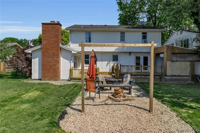 153 Pin Oak Drive, Amherst, NY 14221