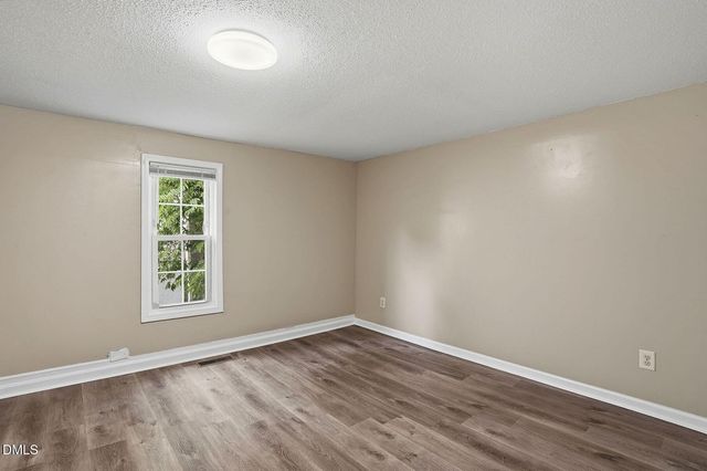 204 W Hill Street, Benson, NC 27504