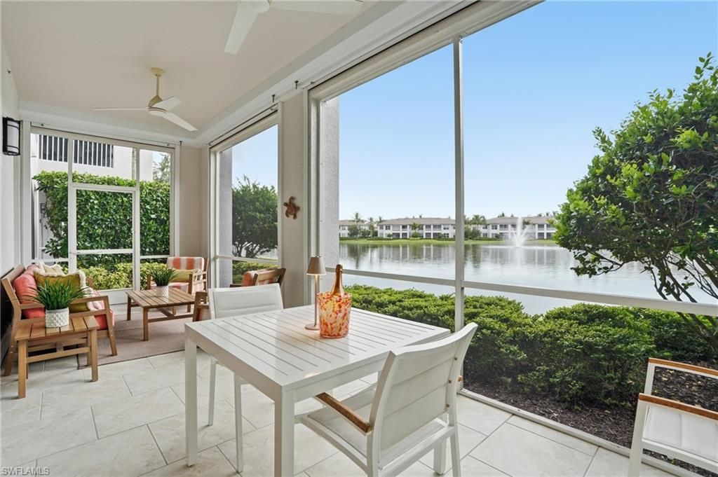 8066 Signature Club CIR 102, Naples, FL 34113