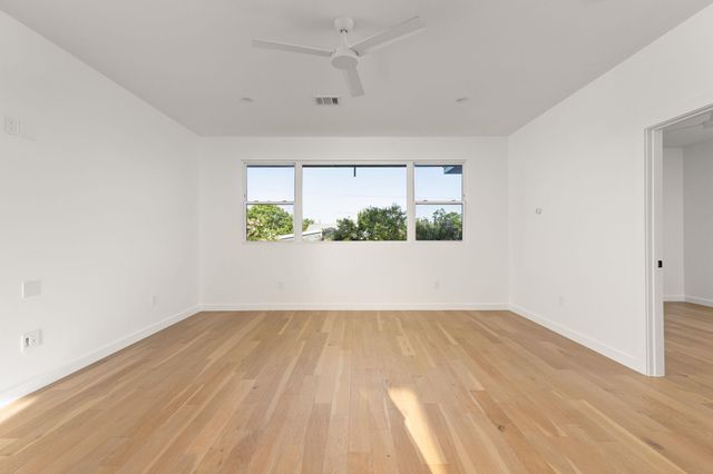 4509 Finley DR, Austin, TX 78731