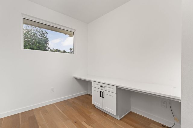 4509 Finley DR, Austin, TX 78731