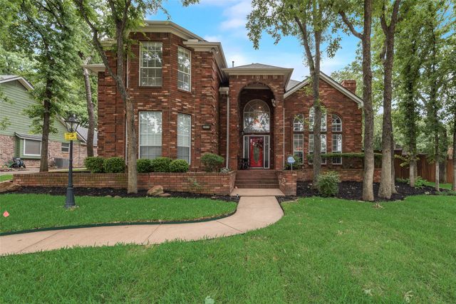 2805 Pine View Drive, Grapevine, TX 76051
